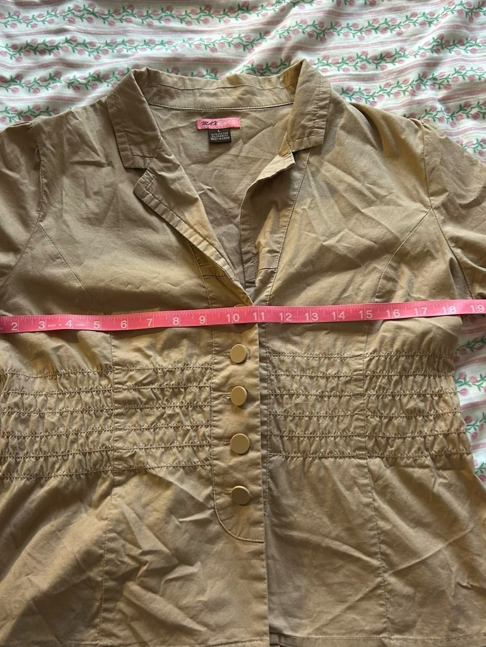 Max Rave Short Sleeve Button-Front Top in Tan - Picture 3 of 5